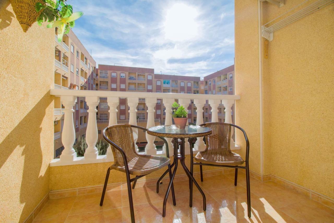 San Julian Apartamento Торевиеха Екстериор снимка